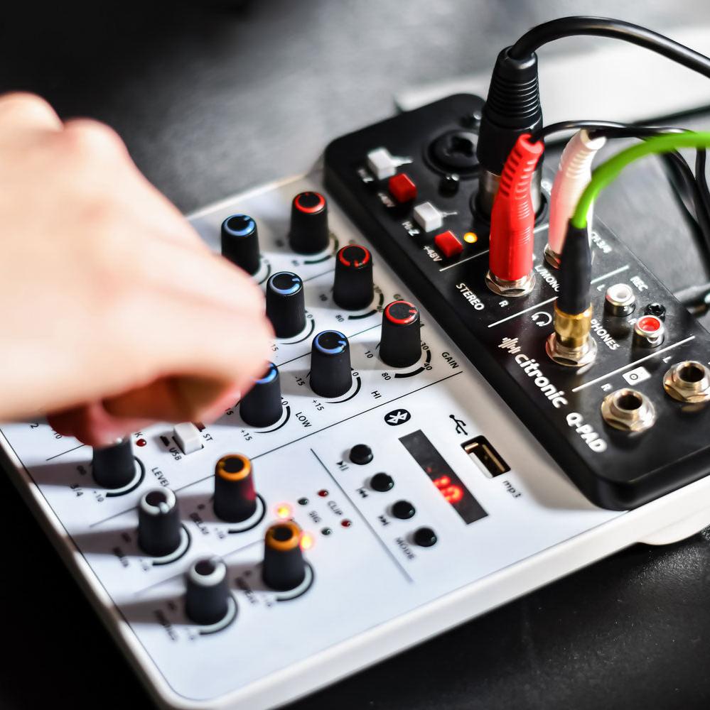 Mini Mixer USB Bluetooth Audio Interface - Citronic Q-PAD
